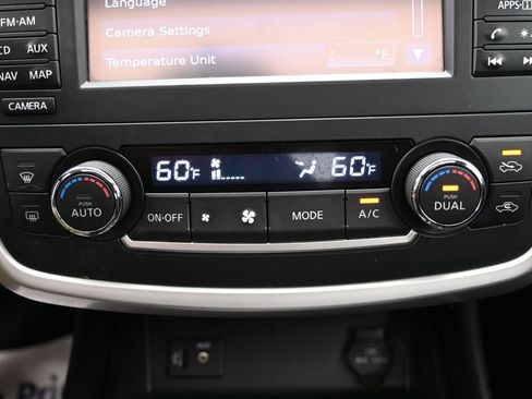 Used 2016 Nissan Altima 2.5 SV w/ Convenience Package FWD image 28