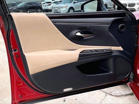 Used 2019 Lexus ES 350 Luxury image 21