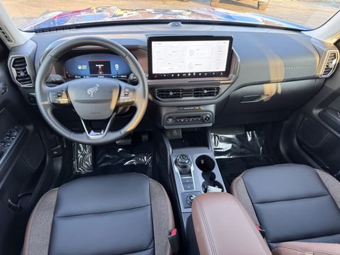 Used 2025 Ford Bronco Sport Outer Banks w/ Outer Banks Tech Package+ image 5