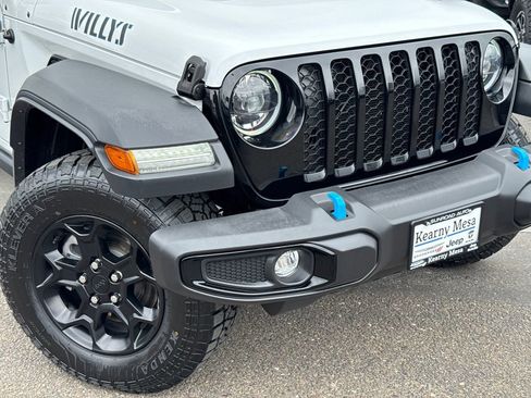 Certified 2023 Jeep Wrangler Unlimited w/ 8.4" Radio Group AWD/4WD image 6