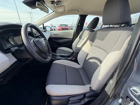 Used 2023 Toyota Corolla LE image 8