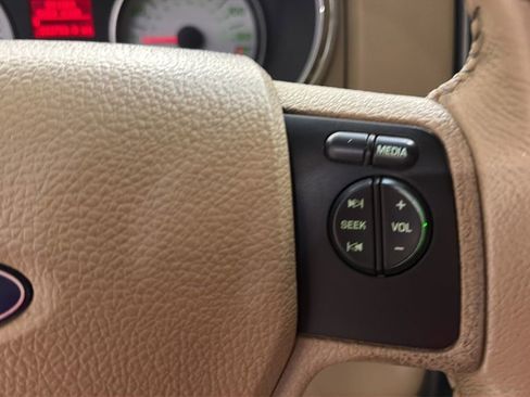 Used 2008 Ford Explorer Sport Trac Limited AWD/4WD image 19