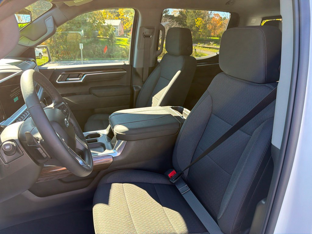 New 2026 Chevrolet Silverado 1500 RST w/ Convenience Package II AWD/4WD image 9