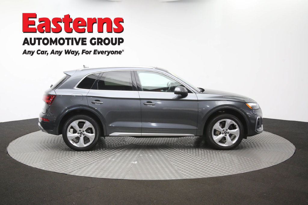 Used 2022 Audi Q5 2.0T Premium Plus w/ Premium Plus Package AWD/4WD image 49