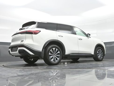 Used 2025 INFINITI QX60 Pure image 23
