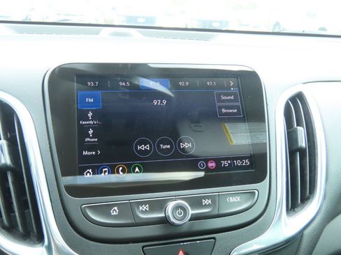 Used 2020 Chevrolet Equinox LT image 31