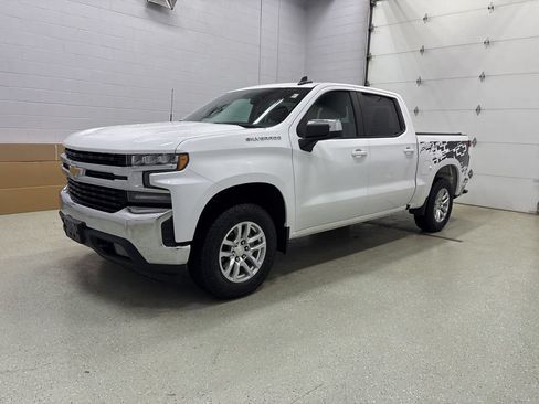 Used 2020 Chevrolet Silverado 1500 LT w/ All-Star Edition AWD/4WD image 9