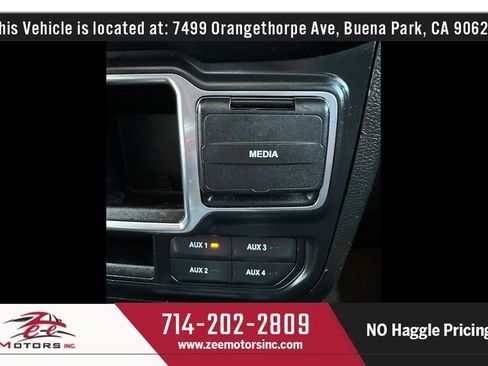 Used 2019 Jeep Wrangler Sport AWD/4WD image 36