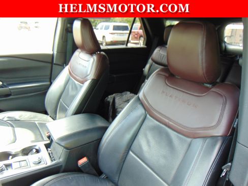 Used 2020 Ford Explorer Platinum w/ Premium Technology Package AWD/4WD image 35