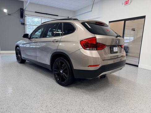 Used 2015 BMW X1 sDrive28i image 5