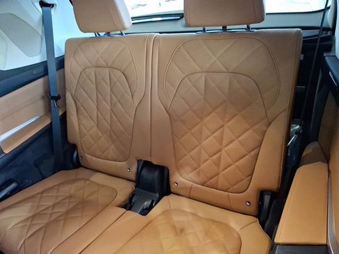 New 2026 BMW X7 xDrive40i image 8