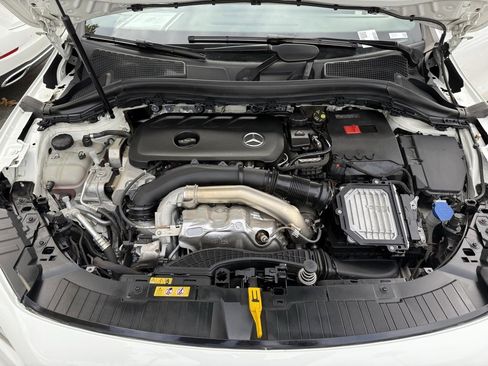 Certified 2025 Mercedes-Benz GLA 250 GLA 250 image 12