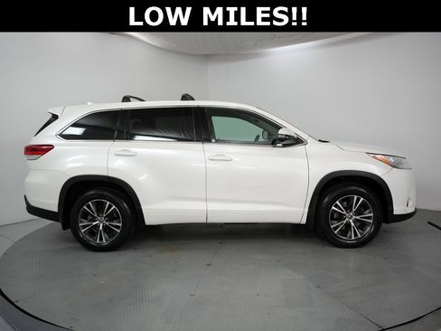 Used 2018 Toyota Highlander Plus image 5