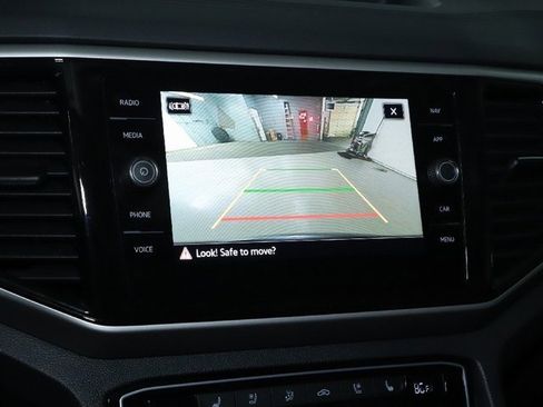 Used 2023 Volkswagen Atlas SEL Premium image 25