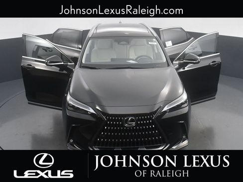 Certified 2025 Lexus NX 300h AWD w/ Luxury Package image 18