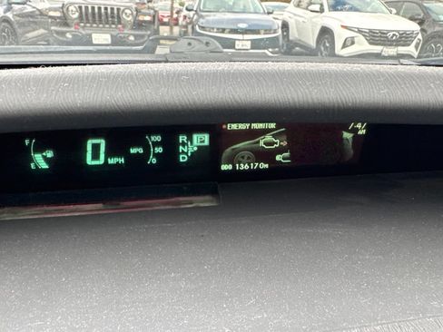 Used 2015 Toyota Prius Two FWD image 7