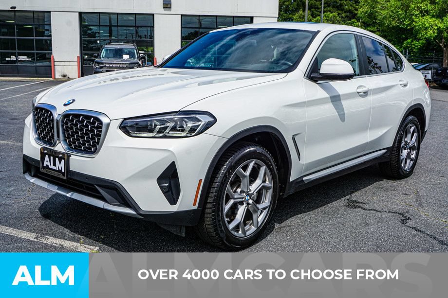 Used 2025 BMW X4 xDrive30i AWD/4WD image 2