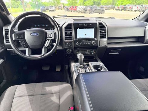 Used 2017 Ford F150 XLT w/ Equipment Group 302A Luxury AWD/4WD image 3
