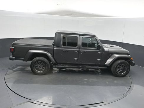 Used 2024 Jeep Gladiator Sport AWD/4WD image 40