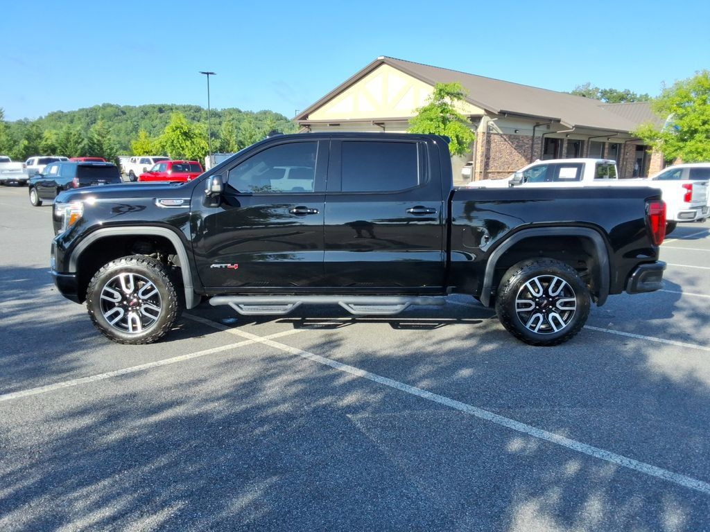 Certified 2022 GMC Sierra 1500 AT4 w/ AT4 Premium Package AWD/4WD image 8