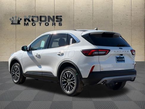 New 2026 Ford Escape SE FWD image 5