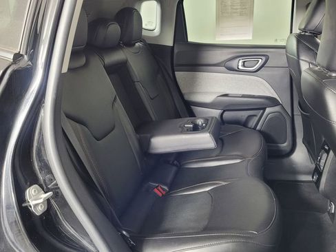 Used 2022 Jeep Compass Latitude image 31