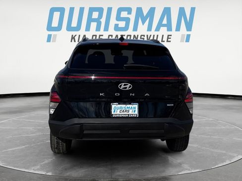 Used 2025 Hyundai Kona SEL image 5