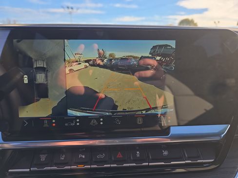 New 2026 GMC Sierra 2500 SLT w/ SLT Convenience Package image 26