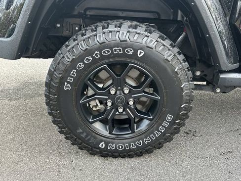 Certified 2024 Jeep Gladiator Sport image 20