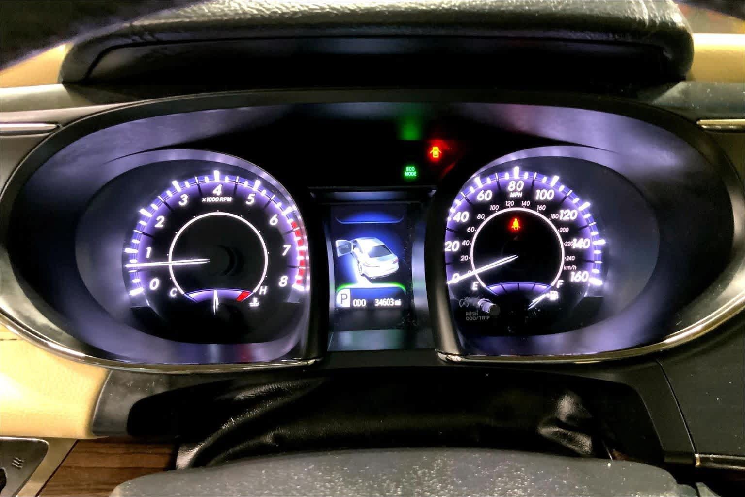 Used 2015 Toyota Avalon Limited FWD image 26