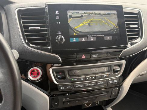 Used 2019 Honda Pilot Touring image 24