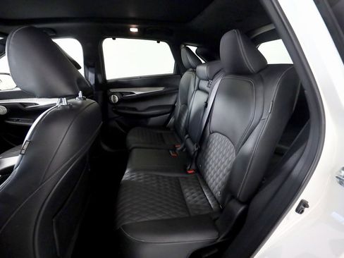 Used 2022 INFINITI QX50 Autograph image 15