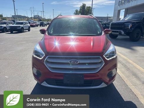 Used 2019 Ford Escape Titanium w/ U9j03 - Titanium Tow Package AWD/4WD image 2