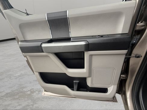 Used 2018 Ford F150 XLT image 27