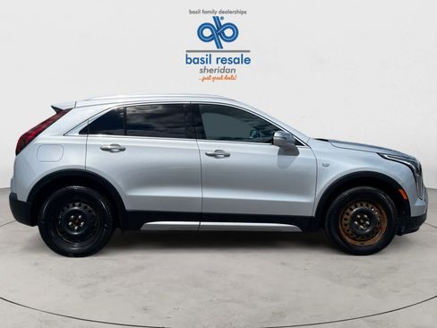 Used 2022 Cadillac XT4 Premium Luxury w/ Enhanced Visibility Package AWD/4WD image 7