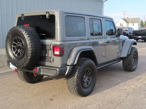 Used 2021 Jeep Wrangler Unlimited Rubicon w/ Xtreme Recon 35" Tire Package image 4