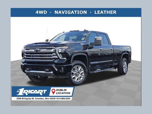 Used 2024 Chevrolet Silverado 2500 High Country w/ Technology Package image 1