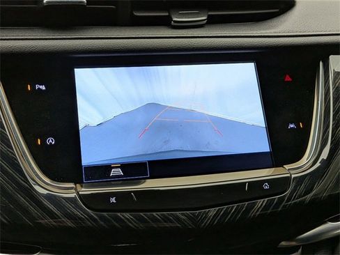 Certified 2023 Cadillac XT6 Premium Luxury image 16