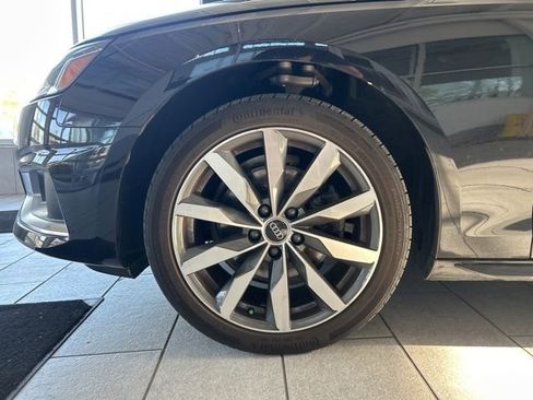 Used 2023 Audi A4 2.0T Premium w/ Convenience Package image 7