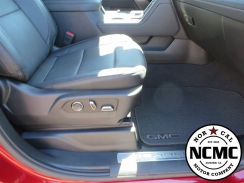 Used 2024 GMC Sierra 2500 Denali w/ Denali Reserve Package image 63