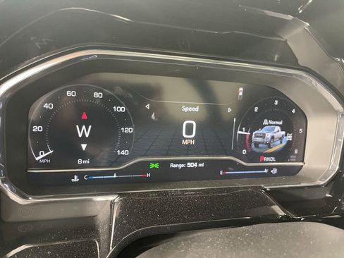 Used 2024 GMC Sierra 2500 SLE w/ SLE Convenience Package image 12