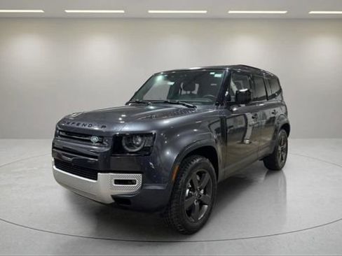 Used 2023 Land Rover Defender 110 SE AWD/4WD image 3