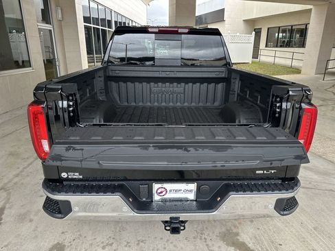 New 2026 GMC Sierra 1500 SLT w/ SLT Premium Plus Package image 31