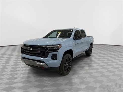Certified 2025 Chevrolet Colorado Z71 w/ Technology Package image 4