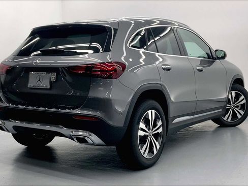 Used 2026 Mercedes-Benz GLA 250 image 8