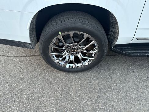 New 2026 GMC Yukon XL Elevation w/ Elevation Premium Package image 9