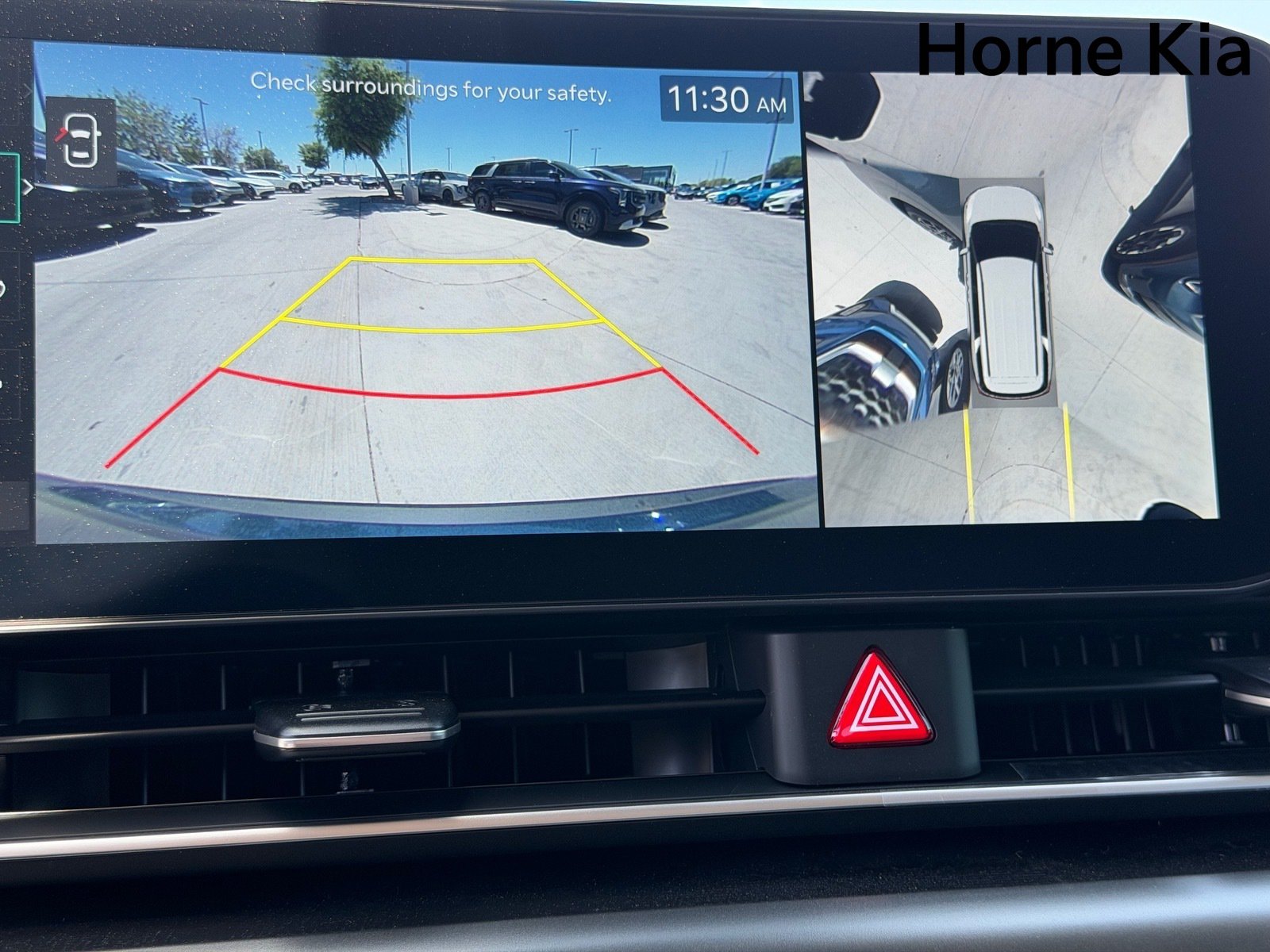 New 2026 Kia Carnival SX w/ SX Dark Edition Package FWD image 17