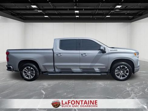 Used 2023 Chevrolet Silverado 1500 High Country w/ Technology Package AWD/4WD image 6