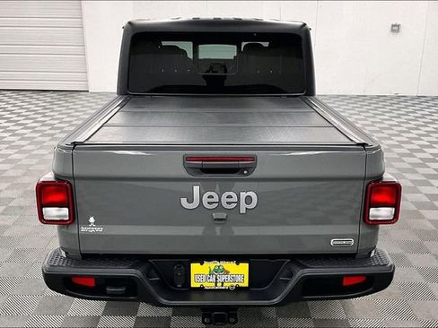Used 2022 Jeep Gladiator Overland w/ Popular Equipment Package image 31