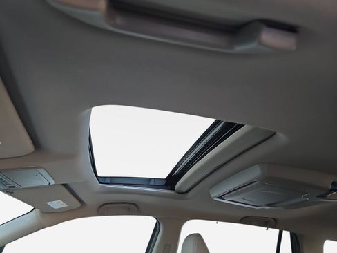 Certified 2019 Honda Pilot Touring image 31